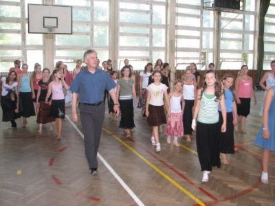 Elbląg, Dzieci będą uczyć się tańca pod okiem profesjonalistów - na zdj. trener EKT Jantar Antoni Czyżyk Elbląg, Dzieci będą uczyć się tańca pod okiem profesjonalistów - na zdj. trener EKT Jantar Antoni Czyżyk