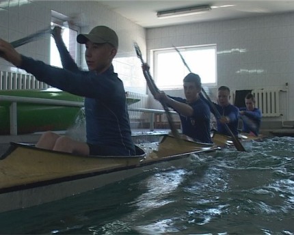 Elbląg, Trening techniczny kajakarzy Energa Olimpii w specjalnym basenie Elbląg, Trening techniczny kajakarzy Energa Olimpii w specjalnym basenie