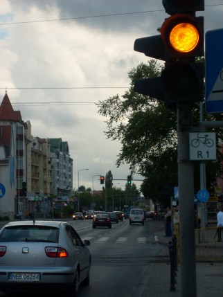 Elbląg, Kierowcy na Hetmańskiej marzą o „zielonej fali”… Elbląg, Kierowcy na Hetmańskiej marzą o „zielonej fali”…