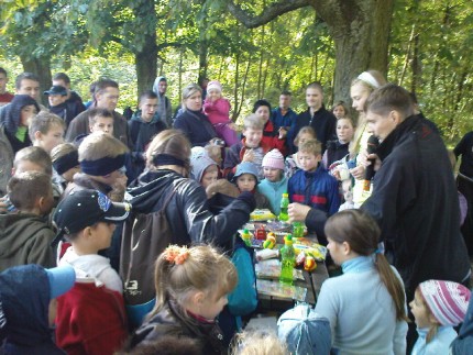 Elbląg, Po biegu losowanie upominków dla dzieci. Elbląg, Po biegu losowanie upominków dla dzieci.