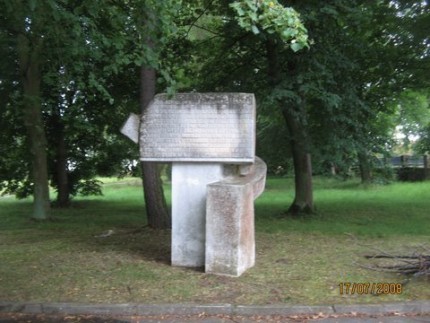 Elbląg, W trosce o cmentarz wojenny Elbląg, W trosce o cmentarz wojenny