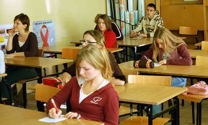 Elbląg, Co młodzież wie o HIV i AIDS?