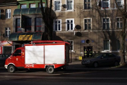 W tym domu przy ul. Królewieckiej 5-osobowa rodzina zatruła się czadem