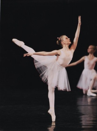 Balet, salsa, hip – hop – BROADWAY zaprasza! Balet, salsa, hip – hop – BROADWAY zaprasza!