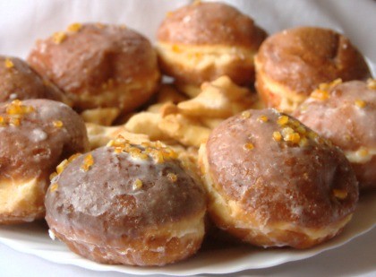 Elbląg, Dziś objadamy się pączkami