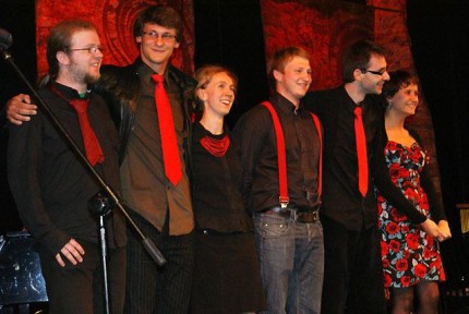 Elbląg, Laureaci nagrody Grand Prix 13. edycji Ogólnopolskiego Festiwalu Sztuki Słowa „...Czy to jest kochanie?” Elbląg, Laureaci nagrody Grand Prix 13. edycji Ogólnopolskiego Festiwalu Sztuki Słowa „...Czy to jest kochanie?”