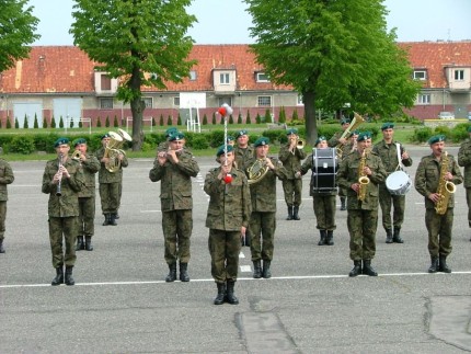 Elbląg, Młodość, werwa, ekspresyjne granie, no i mundur - to siła elbląskiej Orkiestry Garnizonowej