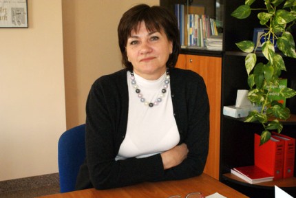 Elbląg, Barbara Dębicka- Szumielska, dyrektor elbląskiego Ośrodka Adopcyjno-Opiekuńczego ubolewa nad tym, że rodzin zastępczych jest ciągle za mało w porówaniu z potrzebami dzieci Elbląg, Barbara Dębicka- Szumielska, dyrektor elbląskiego Ośrodka Adopcyjno-Opiekuńczego ubolewa nad tym, że rodzin zastępczych jest ciągle za mało w porówaniu z potrzebami dzieci