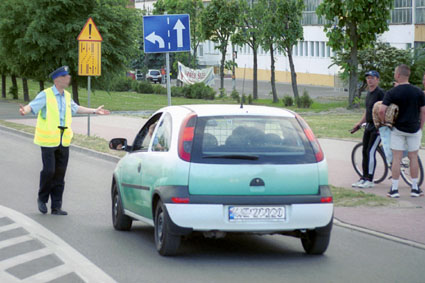Elbląg, Przez kilka godzin policjanci zabezpieczali okolice znaleziska