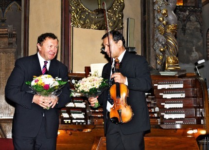 Elbląg, Andrzej Chorosiński (z lewej) jest stałym gościem festiwalu we Fromborku Elbląg, Andrzej Chorosiński (z lewej) jest stałym gościem festiwalu we Fromborku