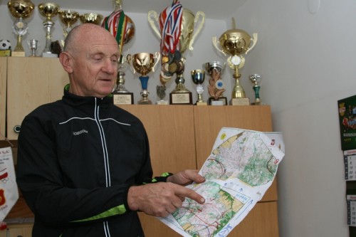 Elbląg, Marek Szredel z medalowymi trofeami.