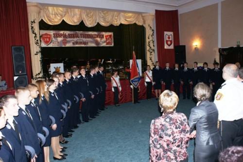 Elbląg, Dziś uczniowie klasy mundurowej ślubowali strzec honoru i godności Policji i Straży Pożarnej