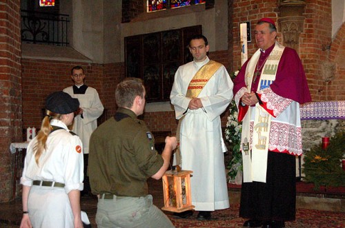Elbląg, 22 grudnia harcerze przekażą Betlejemskie Światło Pokoju elblążanom