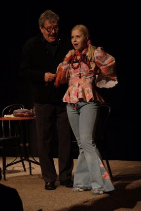 Elbląg, scena ze spektaklu (Anna Suchowiecka i Mariusz Michalski)