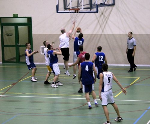 Elbląg, Bękarty Basketu pokonały Drim Tim 80:50 Elbląg, Bękarty Basketu pokonały Drim Tim 80:50
