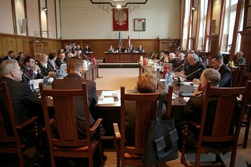 Elbląg, Po raz drugi w tym roku radni Lewicy głosowali przeciw prezydentowi Henrykowi Słoninie Elbląg, Po raz drugi w tym roku radni Lewicy głosowali przeciw prezydentowi Henrykowi Słoninie