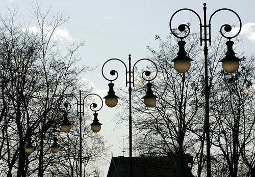 Elbląg, Wojewoda chce, by to zarządcy dróg ponosili koszty utrzymania ich oświetlenia, a nie gminy, na terenie których te drogi się znajdują Elbląg, Wojewoda chce, by to zarządcy dróg ponosili koszty utrzymania ich oświetlenia, a nie gminy, na terenie których te drogi się znajdują