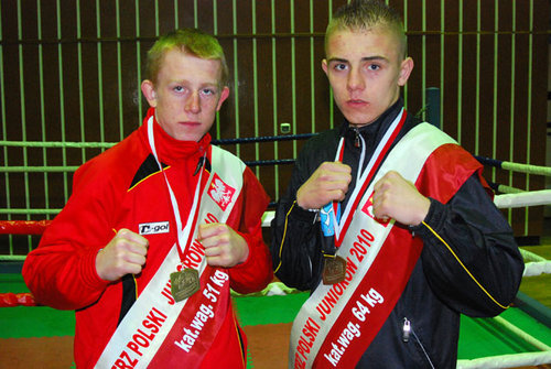 Elbląg, Złote medale elbląskich Mistrzów Polski Juniorów Sylwestra Stempniewskiego (KSW Tygrys) i Grzegorza Bryndy (UKS Kontra), otworzyły przed nimi nowe perspektywy Elbląg, Złote medale elbląskich Mistrzów Polski Juniorów Sylwestra Stempniewskiego (KSW Tygrys) i Grzegorza Bryndy (UKS Kontra), otworzyły przed nimi nowe perspektywy