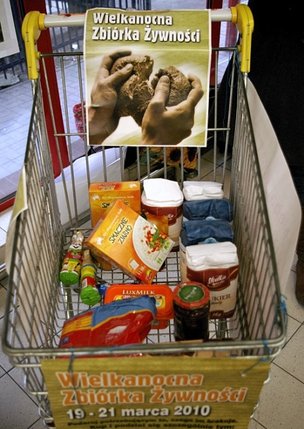 Elbląg, Dziś (19 marca) rozpoczęła się Wielkanocna Zbiórka Żywności, która potrwa cały weekend