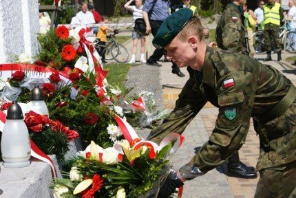 Elbląg, W południe rozpoczną się uroczystości na Pl. Kazimierza Jagiellończyka