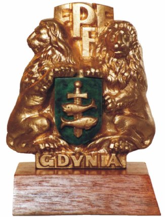 Elbląg, Statuetka Złotych Lwów, nagroda dla twórcy najlepszego filmu w Konkursie Głównym Elbląg, Statuetka Złotych Lwów, nagroda dla twórcy najlepszego filmu w Konkursie Głównym