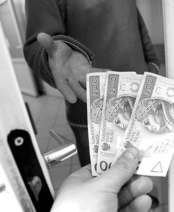 Elbląg, Oszuści działają m.in. za pomocą metody "na wnuczka" Elbląg, Oszuści działają m.in. za pomocą metody "na wnuczka"