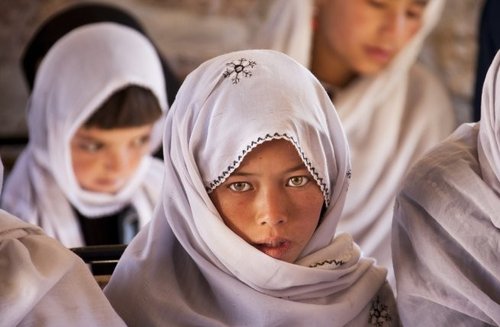 W Bibliotece Elbląskiej oglądać można wystawę fotografii Marcina Sudera pt. „Afganistan. Pragnienie życia” W Bibliotece Elbląskiej oglądać można wystawę fotografii Marcina Sudera pt. „Afganistan. Pragnienie życia”