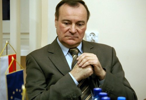 Elbląg, "Jedynką" SLD w okręgu nr 4 jest Henryk Horbaczewski, przez wiele lat związany z liceum "czwórką" Elbląg, "Jedynką" SLD w okręgu nr 4 jest Henryk Horbaczewski, przez wiele lat związany z liceum "czwórką"