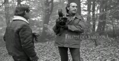 Elbląg, Andrzej Wajda z kamerą w elbląskiej Bażantarni. Zdjęcie pochodzi ze zbiorów Filmoteki Narodowej Elbląg, Andrzej Wajda z kamerą w elbląskiej Bażantarni. Zdjęcie pochodzi ze zbiorów Filmoteki Narodowej