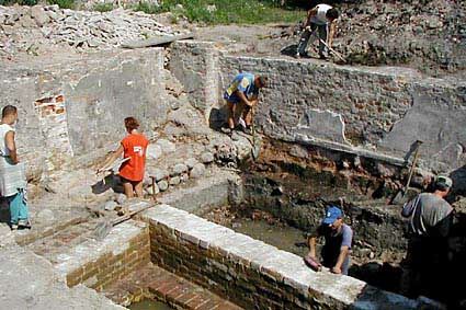 Elbląg, To był dobry sezon - mówi Grażyna Nawrolska, szefowa archeologów prowadzących badania na elbląskiej starówce Elbląg, To był dobry sezon - mówi Grażyna Nawrolska, szefowa archeologów prowadzących badania na elbląskiej starówce
