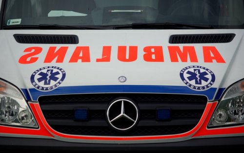 Elbląg, Wypadek w Młynarach. Stan poszkodowanego jest ciężki Elbląg, Wypadek w Młynarach. Stan poszkodowanego jest ciężki