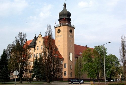 Elbląg, Czy trzeci rok z rzędu grozi Elblągowi niewykonanie budżetu? Elbląg, Czy trzeci rok z rzędu grozi Elblągowi niewykonanie budżetu?