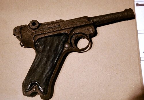 Elbląg, Pistolet Hansa Klossa i inne skarby – posłuchaj! Elbląg, Pistolet Hansa Klossa i inne skarby – posłuchaj!