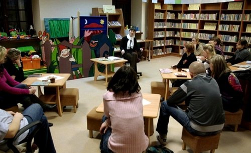 Elbląg, Tupiący złośnik - norma czy powód do niepokoju?