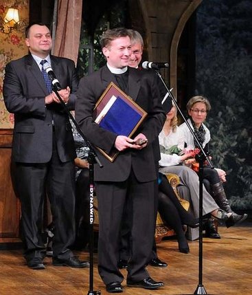 Elbląg, Podczas sobotniej gali Tomasz Muszyński odebrał Aleksandra za Męską Rolę Roku Elbląg, Podczas sobotniej gali Tomasz Muszyński odebrał Aleksandra za Męską Rolę Roku