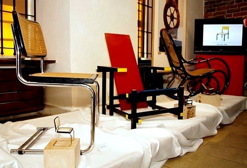 Elbląg, Nowe spojrzenie na obiekt zwany krzesłem