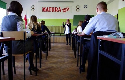 Elbląg, Dziś (5 maja) o godzinie 9 maturzyści rozpoczęli pisemny egzamin z matematyki