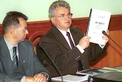 Elbląg, Radni z prawicy znali przecież budżet - odpowiedział prezydent Henryk Słonina Elbląg, Radni z prawicy znali przecież budżet - odpowiedział prezydent Henryk Słonina