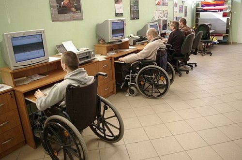 Elbląg, Niepełnosprawni sprawni w pracy