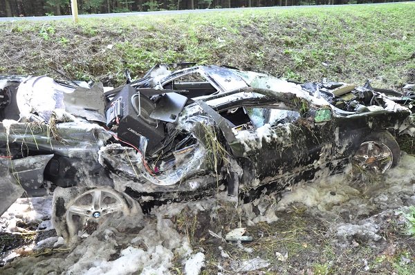 Elbląg, Auto, ktorym kierował nietrzeźwy 18-latek zjechało z drogi i dachowało w rowie Elbląg, Auto, ktorym kierował nietrzeźwy 18-latek zjechało z drogi i dachowało w rowie