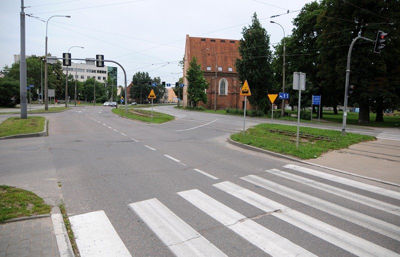 Elbląg, U zbiegu ulic Teatralnej, Robotniczej i Browarnej powstanie rondo Elbląg, U zbiegu ulic Teatralnej, Robotniczej i Browarnej powstanie rondo