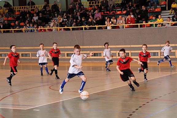 Elbląg, Nabór i obozy w Olimpii 2004 (piłka nożna) Elbląg, Nabór i obozy w Olimpii 2004 (piłka nożna)