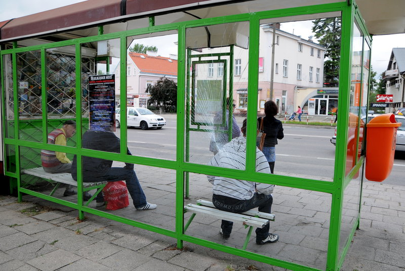 Elbląg, Zdewastowali przystanek autobusowy