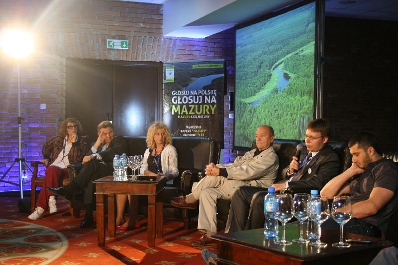 Elbląg, Debata pn. „Promocja polskich regionów. Jak sukces wizerunkowy przekuć na sukces gospodarczy?” odbyła się 11 sierpnia w Rynie podczas posiedzenia Konwentu Marszałków RP