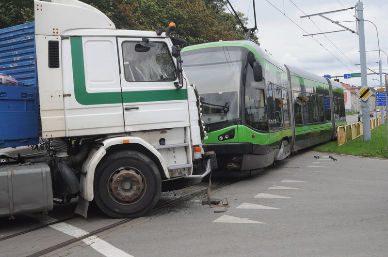 Elbląg, Zepsuty „ogórek”