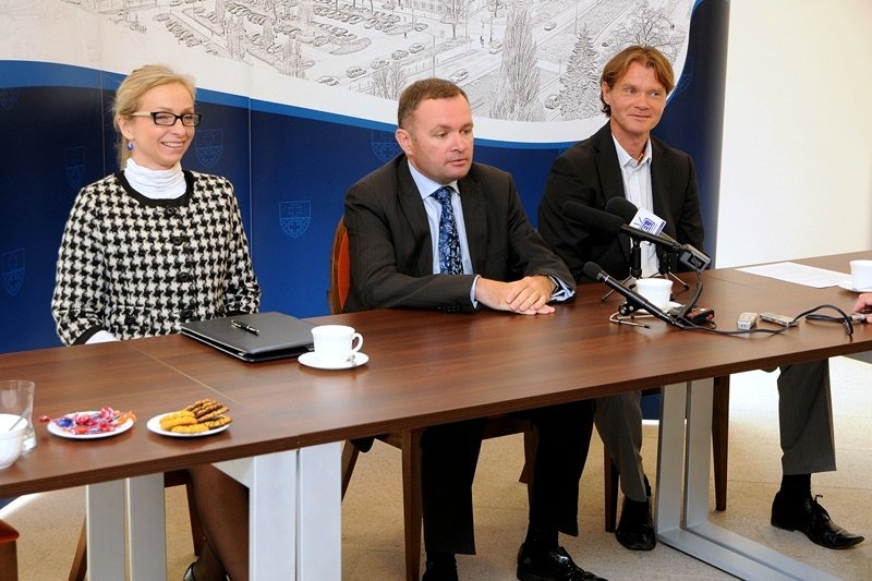Elbląg, Do udziału w targach Sport Expo zachęcają: Dorota Pawłow, Grzegorz Nowaczyk i Bogusław Tołwiński