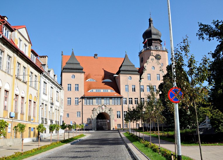 Elbląg, Prezydent rozwiązał zespół radców prawnych