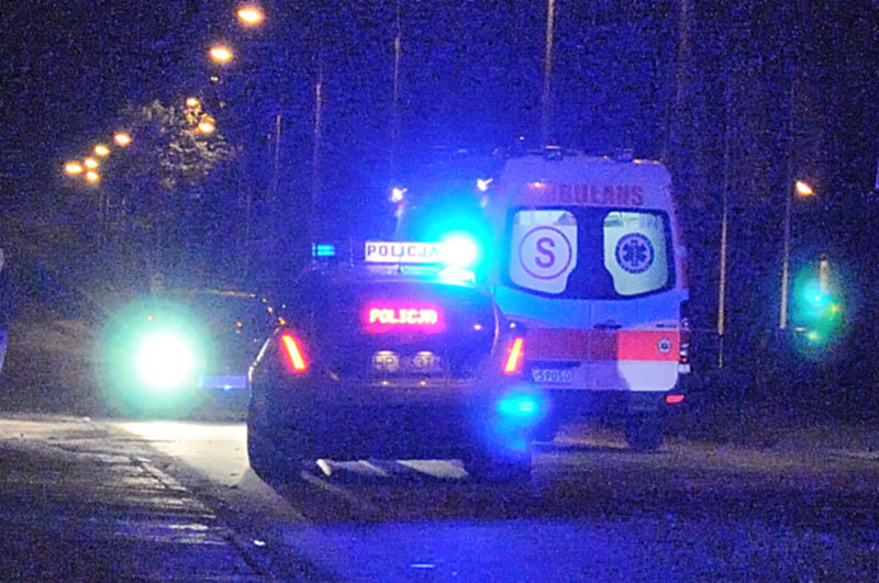 Elbląg, Dwunastolatek został przewieziony karetką pogotowia do szpitala na badania Elbląg, Dwunastolatek został przewieziony karetką pogotowia do szpitala na badania