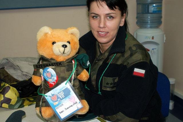 Elbląg, Podczas elbląskich finałów WOŚP licytowany był Miś Szesnastek darowany przez 16 PDZ