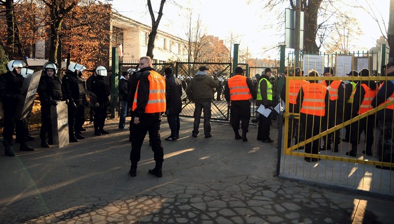 Elbląg, Czy będzie bezpieczniej na stadionach? Elbląg, Czy będzie bezpieczniej na stadionach?